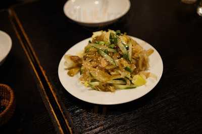 天鴻餃子房 神保町会館店