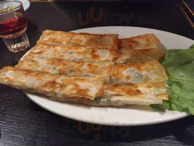 天鴻餃子房 神保町会館店