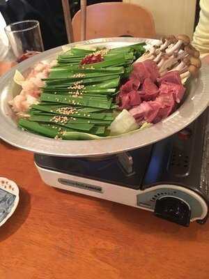 もつ焼き いしん 西新宿店