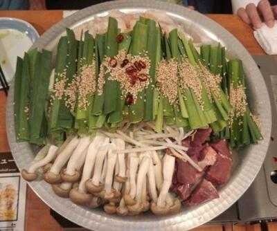 もつ焼き いしん 西新宿店