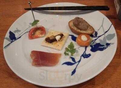 もつ焼き いしん 西新宿店