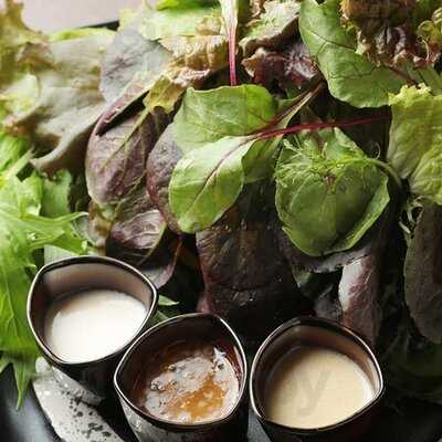 炭火焼肉・にくなべ屋 神戸びいどろ