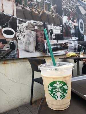 スターバックスコーヒー Tsutaya浜田山店
