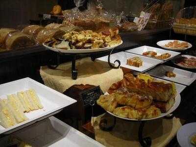 サンドッグ イン コウベヤ 霞が関飯野ビル