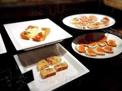 サンドッグ イン コウベヤ 霞が関飯野ビル