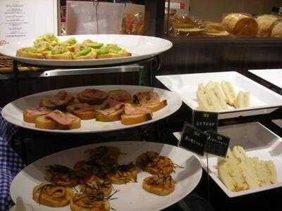 サンドッグ イン コウベヤ 霞が関飯野ビル