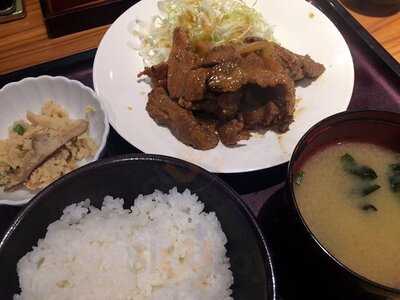 博多もつ鍋やまや 御茶ノ水ワテラス店