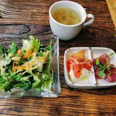 燻製バル Smoke Works