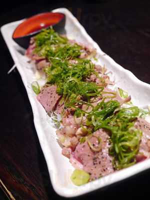 くつ炉ぎ・うま酒 かこいや 有楽町店