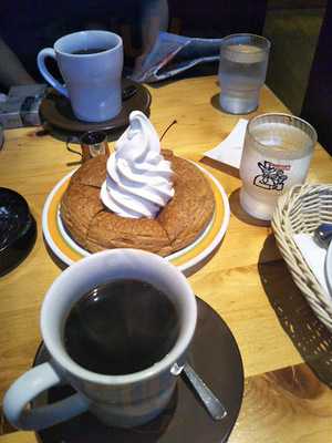 カフェ ストラーダ