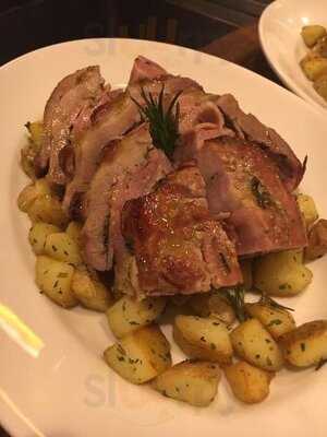 街のパスタ屋ピザの店 デニーロ