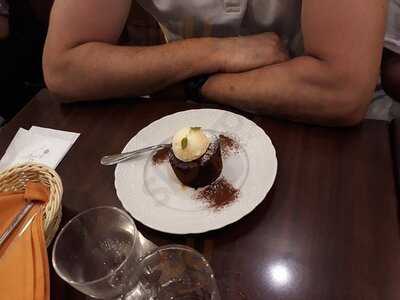 卵と私 渋谷八番街店