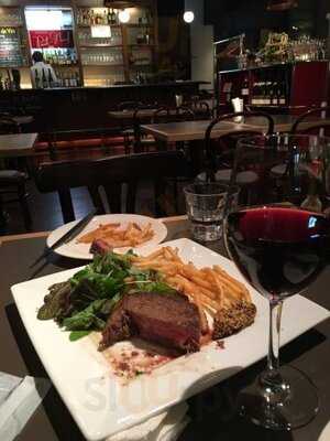 ビストロ ポンヌフ