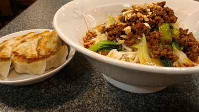 天鴻餃子房 飯田橋駅前店