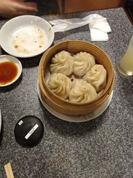 天鴻餃子房 飯田橋駅前店