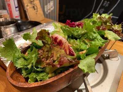 大衆和牛酒場 コンロ家 霜降り和牛鍋と神戸牛ホルモン鉄板焼 渋谷店