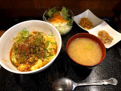 ぶっちぎり酒場　神田店