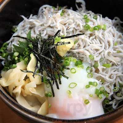 魚と酒はなたれ 丸の内トラストタワー店