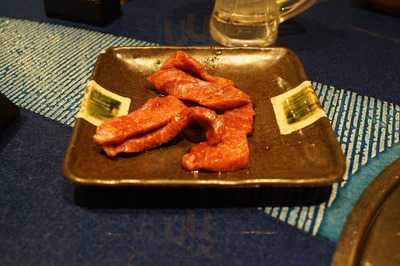 ニクアザブ学芸大学店