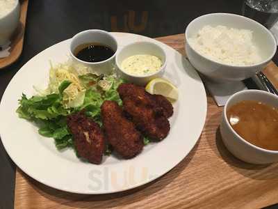 ミカフェート 一ツ橋店