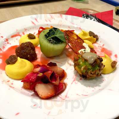 ミカフェート 一ツ橋店