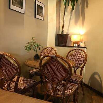 カフェドゥワゾー