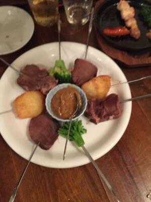 百人亭 竹橋パレスサイド店