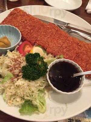 百人亭 竹橋パレスサイド店