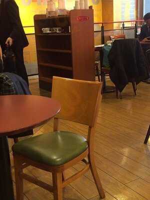 カフェ・ベローチェ 秋葉原駅前広場店