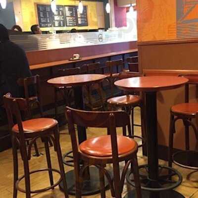 カフェ・ベローチェ 秋葉原駅前広場店