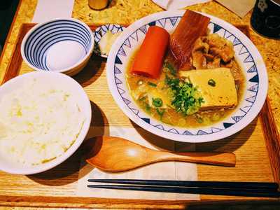 ごちとん Ootemori店