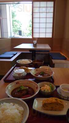 かっぽうぎ　飯田橋アイガーデンテラス店