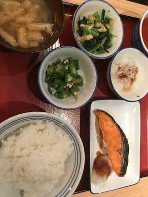 かっぽうぎ 大手町フィナンシャルシティ店