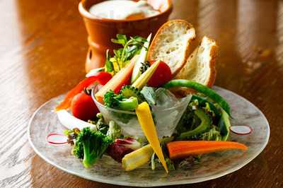 大衆和牛酒場 コンロ家 霜降り和牛鍋と神戸牛ホルモン鉄板焼 神田店