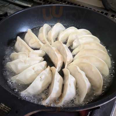 ぎょうざ宝舞 目黒店