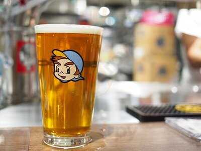 立飲みビールボーイ 中目黒店