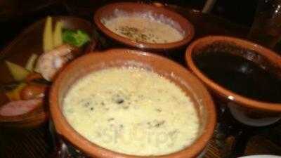 鎌倉野菜チーズ料理とスパークリングワイン専門店 渋谷ライフモール