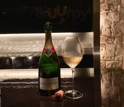 Champagne Cafe Albente