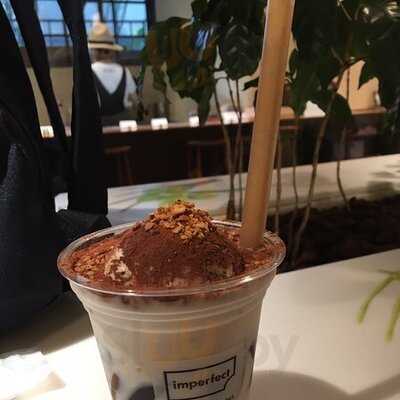 ウェルフードマーケット＆カフェ Imperfect 表参道