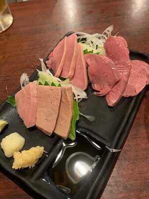 新橋やきとん 神田店