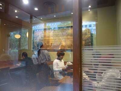 カフェ ド クリエ 飯田橋東口