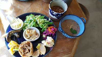 Shelter Kuko Cafe & Gallery