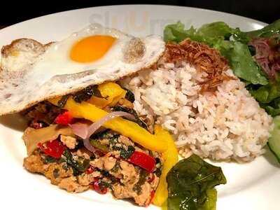 Marunouchi Cafe × Wired Cafe