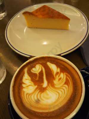 ロビーラウンジ