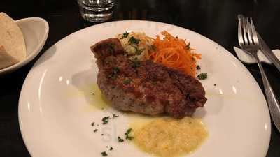 地下ワインカーヴ マナヴィーノ