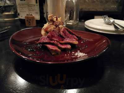 地下ワインカーヴ マナヴィーノ