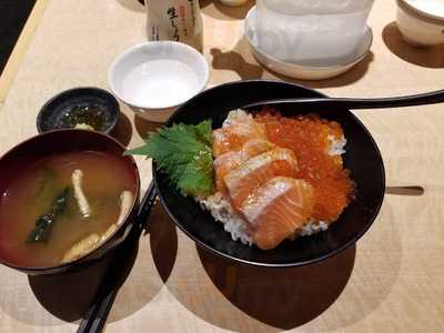 さくら水産 市ヶ谷駅前店