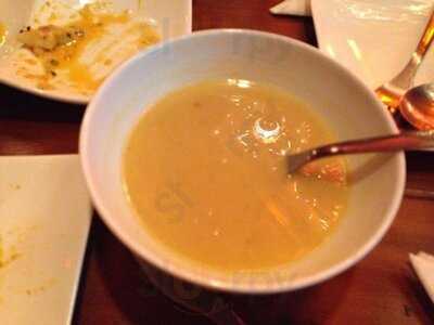 トゥーラ ダイニングバー