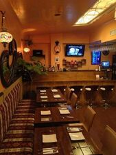 トゥーラ ダイニングバー