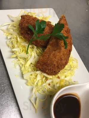 沖縄料理とワイン ワイモリカ